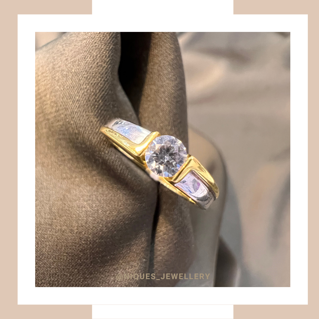 High-polished 2C 1 Stone Ring - Image 2